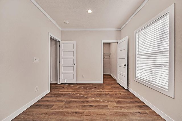 3648 McDaniel DR, Salem, VA 24153