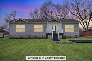 3648 McDaniel DR, Salem, VA 24153