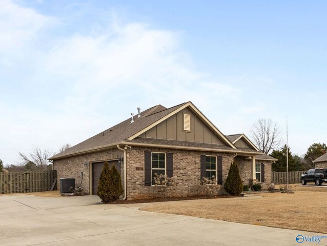 18220 Harrier Street, Athens, AL 35613