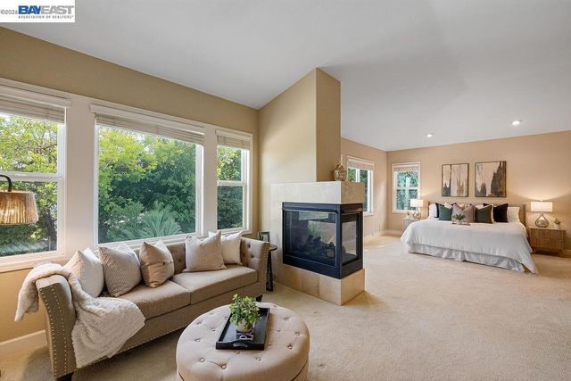 3 Crested Oak Ct, San Ramon, CA 94583