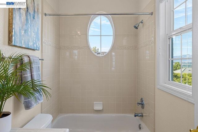 3 Crested Oak Ct, San Ramon, CA 94583