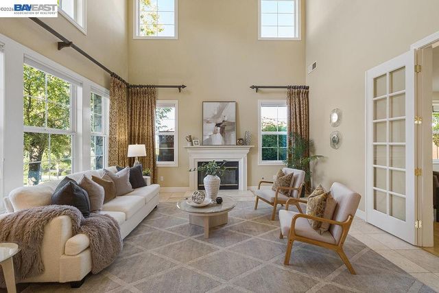 3 Crested Oak Ct, San Ramon, CA 94583