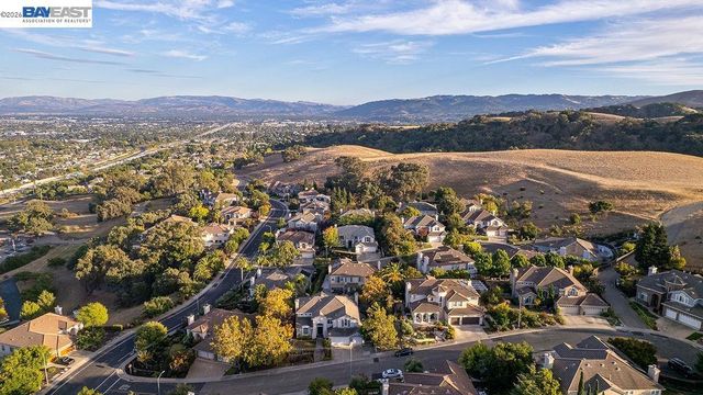 3 Crested Oak Ct, San Ramon, CA 94583