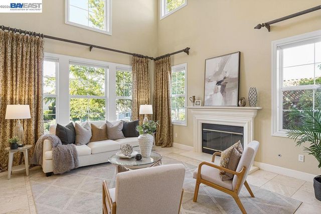 3 Crested Oak Ct, San Ramon, CA 94583