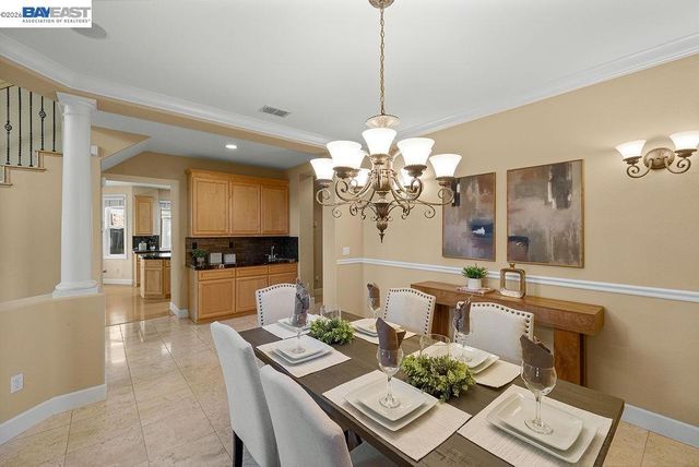 3 Crested Oak Ct, San Ramon, CA 94583