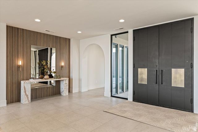 2896 W BLACKHAWK RIDGE CIR, St. George, UT 84770
