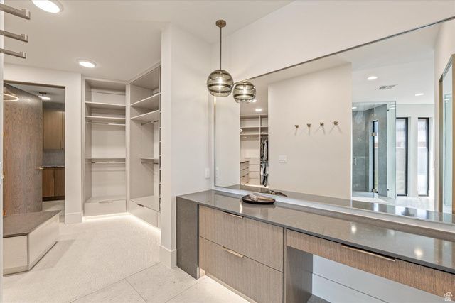 2896 W BLACKHAWK RIDGE CIR, St. George, UT 84770