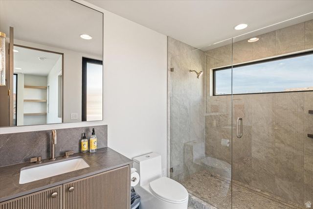 2896 W BLACKHAWK RIDGE CIR, St. George, UT 84770