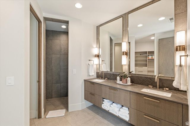 2896 W BLACKHAWK RIDGE CIR, St. George, UT 84770