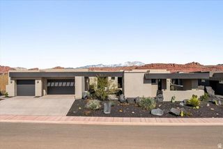 2896 W BLACKHAWK RIDGE CIR, St. George, UT 84770