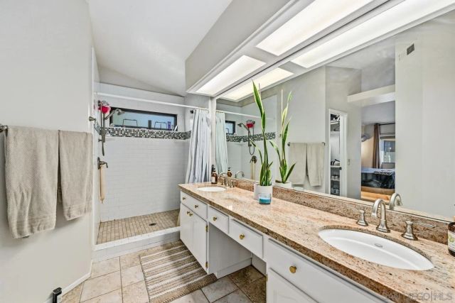 5276 Triple Crown, Bonsall, CA 92003