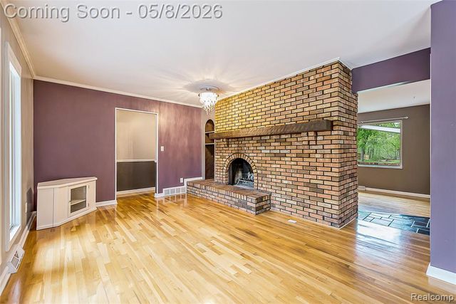 7584 Brookview Court, Brighton, MI 48116