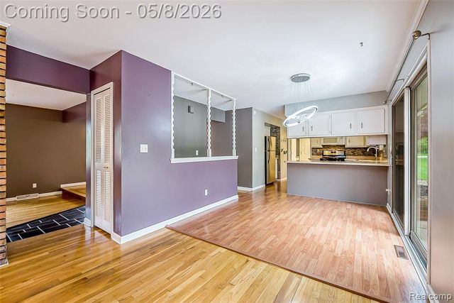 7584 Brookview Court, Brighton, MI 48116