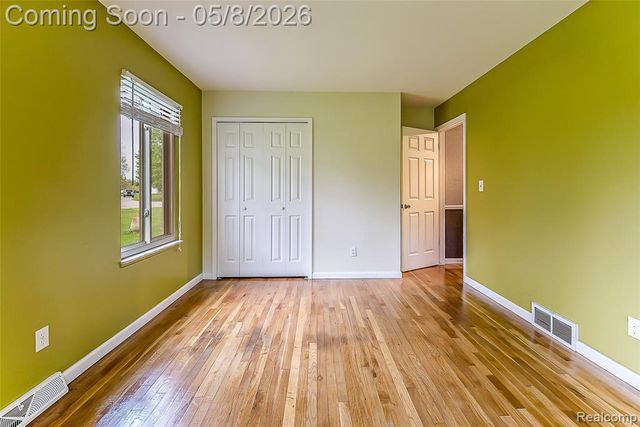 7584 Brookview Court, Brighton, MI 48116