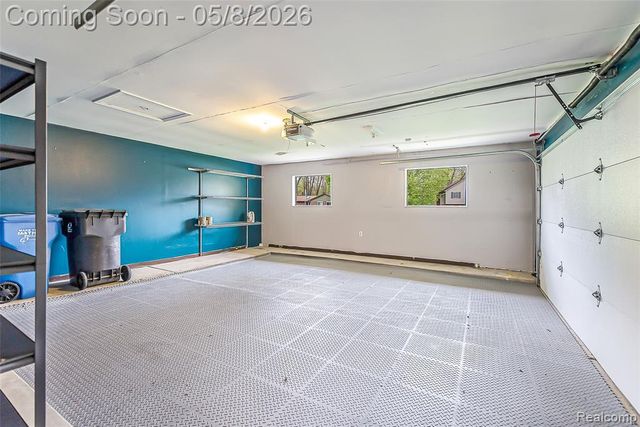 7584 Brookview Court, Brighton, MI 48116