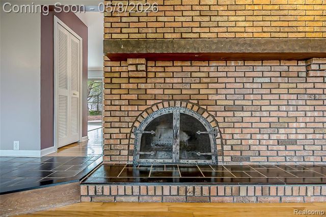 7584 Brookview Court, Brighton, MI 48116