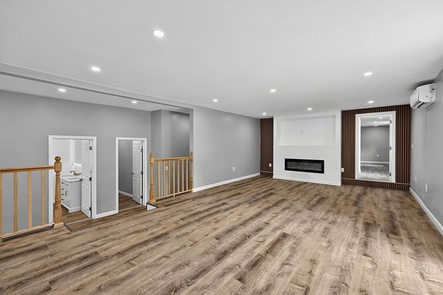 24 Emerson St, Fall River, MA 02720
