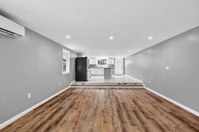 24 Emerson St, Fall River, MA 02720