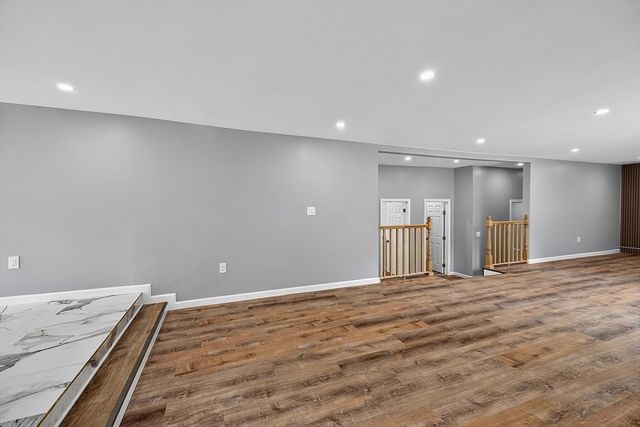 24 Emerson St, Fall River, MA 02720