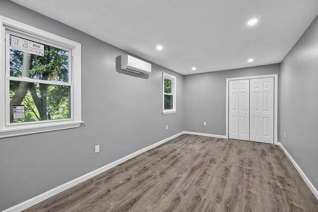 24 Emerson St, Fall River, MA 02720