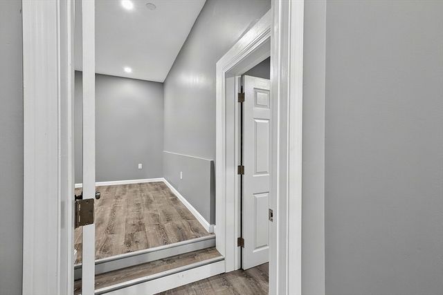 24 Emerson St, Fall River, MA 02720