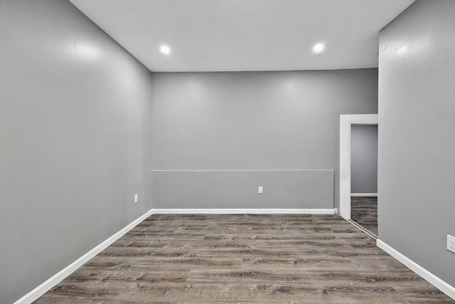 24 Emerson St, Fall River, MA 02720