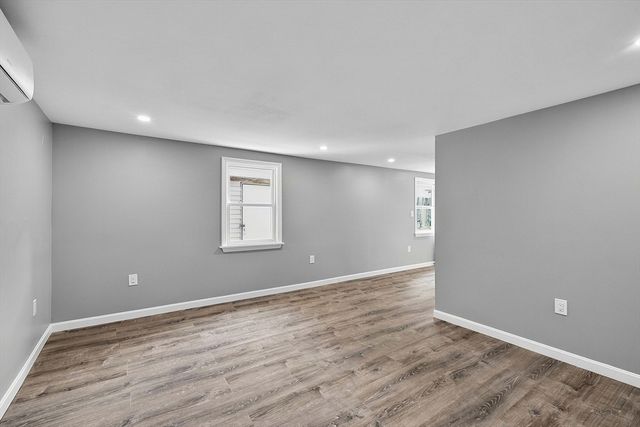 24 Emerson St, Fall River, MA 02720