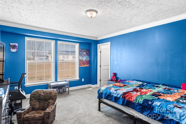 1002 Crestline Drive, Yadkinville, NC 27055