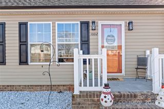 1002 Crestline Drive, Yadkinville, NC 27055