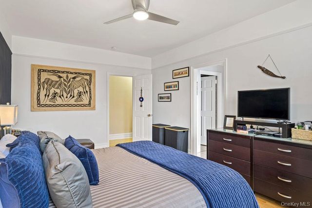 43 Calton Road 5C, New Rochelle, NY 10804