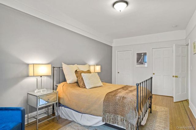 43 Calton Road 5C, New Rochelle, NY 10804