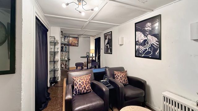 3 Milton Ter, Randolph, MA 02368