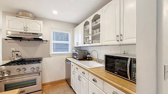 3 Milton Ter, Randolph, MA 02368