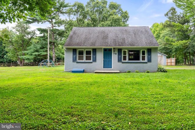 28 CHESTNUT HILL LN, Elkton, MD 21921