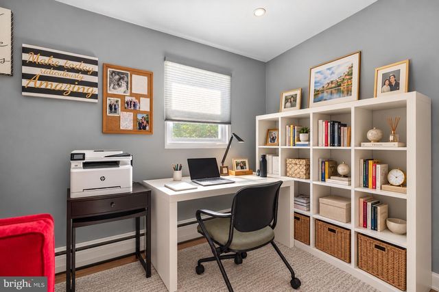 824 EDMONDS AVE, Drexel Hill, PA 19026