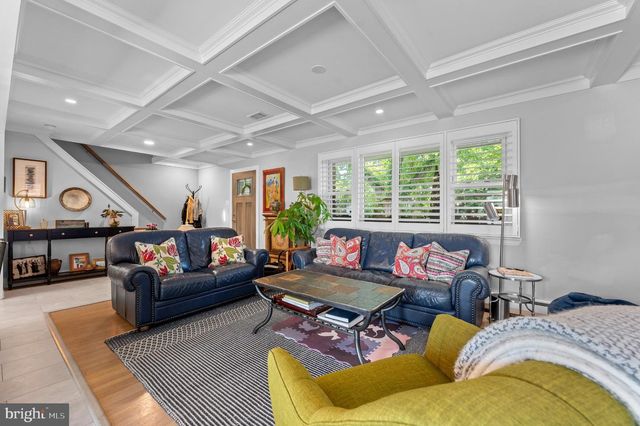 824 EDMONDS AVE, Drexel Hill, PA 19026