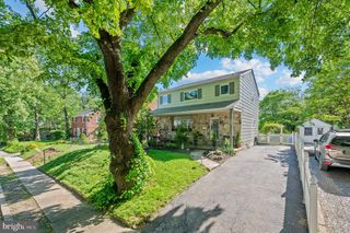 824 EDMONDS AVE, Drexel Hill, PA 19026