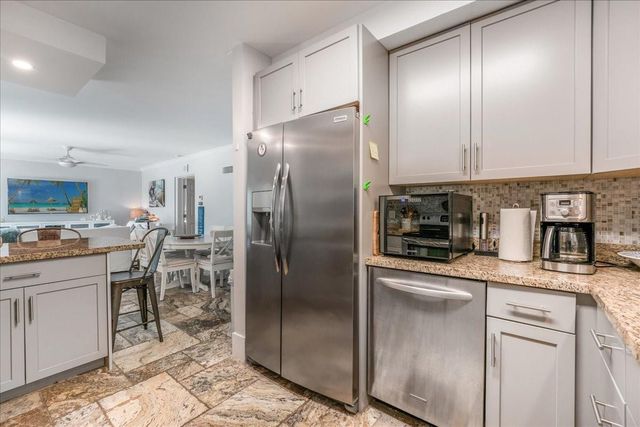 1203 Hillsboro Mile 6A, Hillsboro Beach, FL 33062