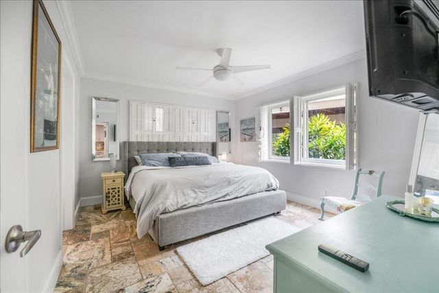 1203 Hillsboro Mile 6A, Hillsboro Beach, FL 33062