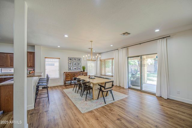 4609 E IRONHORSE Road, Gilbert, AZ 85297