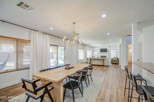 4609 E IRONHORSE Road, Gilbert, AZ 85297