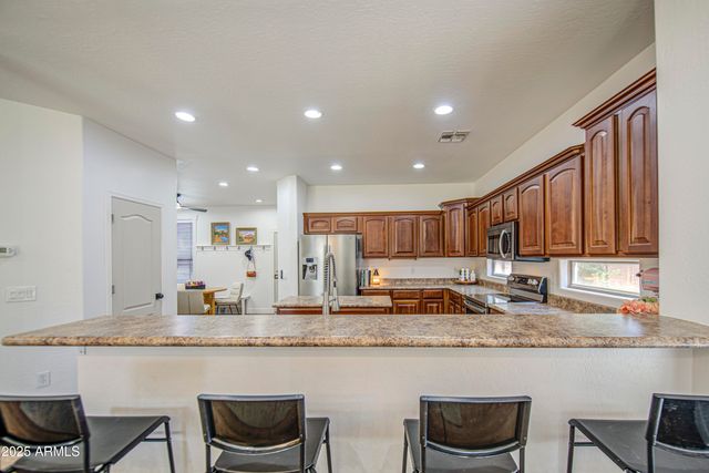 4609 E IRONHORSE Road, Gilbert, AZ 85297