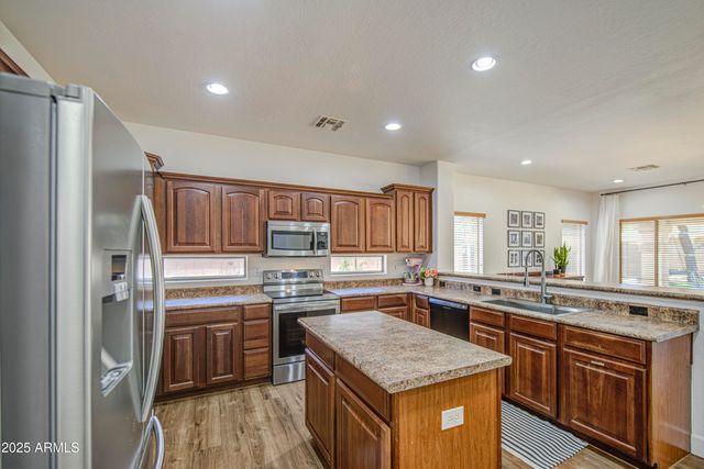 4609 E IRONHORSE Road, Gilbert, AZ 85297