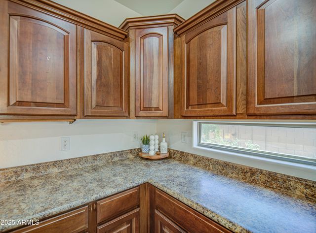 4609 E IRONHORSE Road, Gilbert, AZ 85297