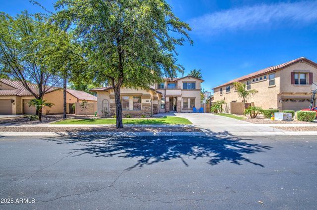 4609 E IRONHORSE Road, Gilbert, AZ 85297