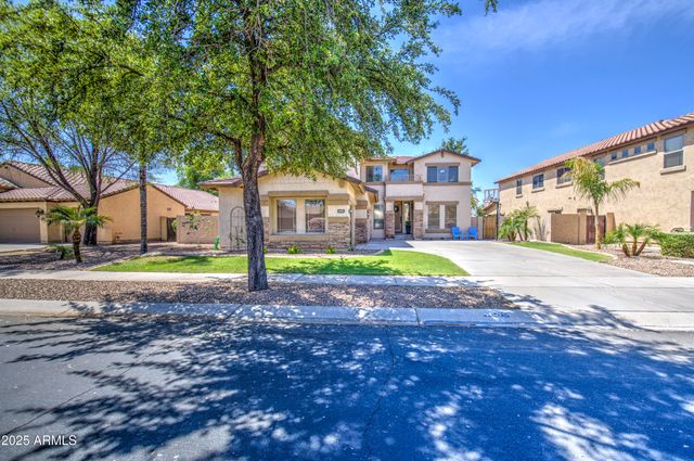 4609 E IRONHORSE Road, Gilbert, AZ 85297