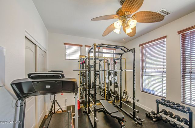 4609 E IRONHORSE Road, Gilbert, AZ 85297