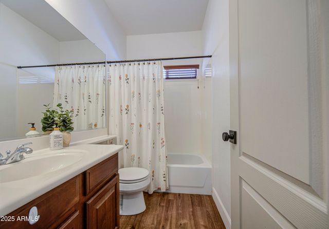 4609 E IRONHORSE Road, Gilbert, AZ 85297