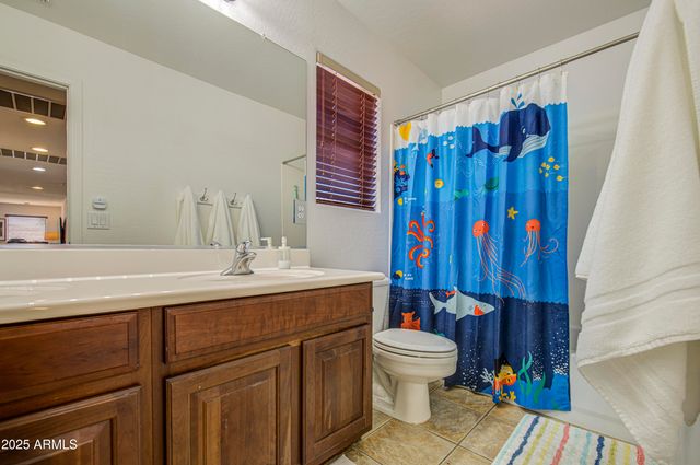 4609 E IRONHORSE Road, Gilbert, AZ 85297