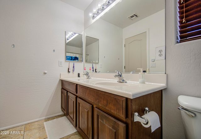 4609 E IRONHORSE Road, Gilbert, AZ 85297